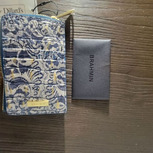 NWT Brahmin Melbourne Collection Blue Filigree Lennon ID Wallet New - Picture 3 of 6